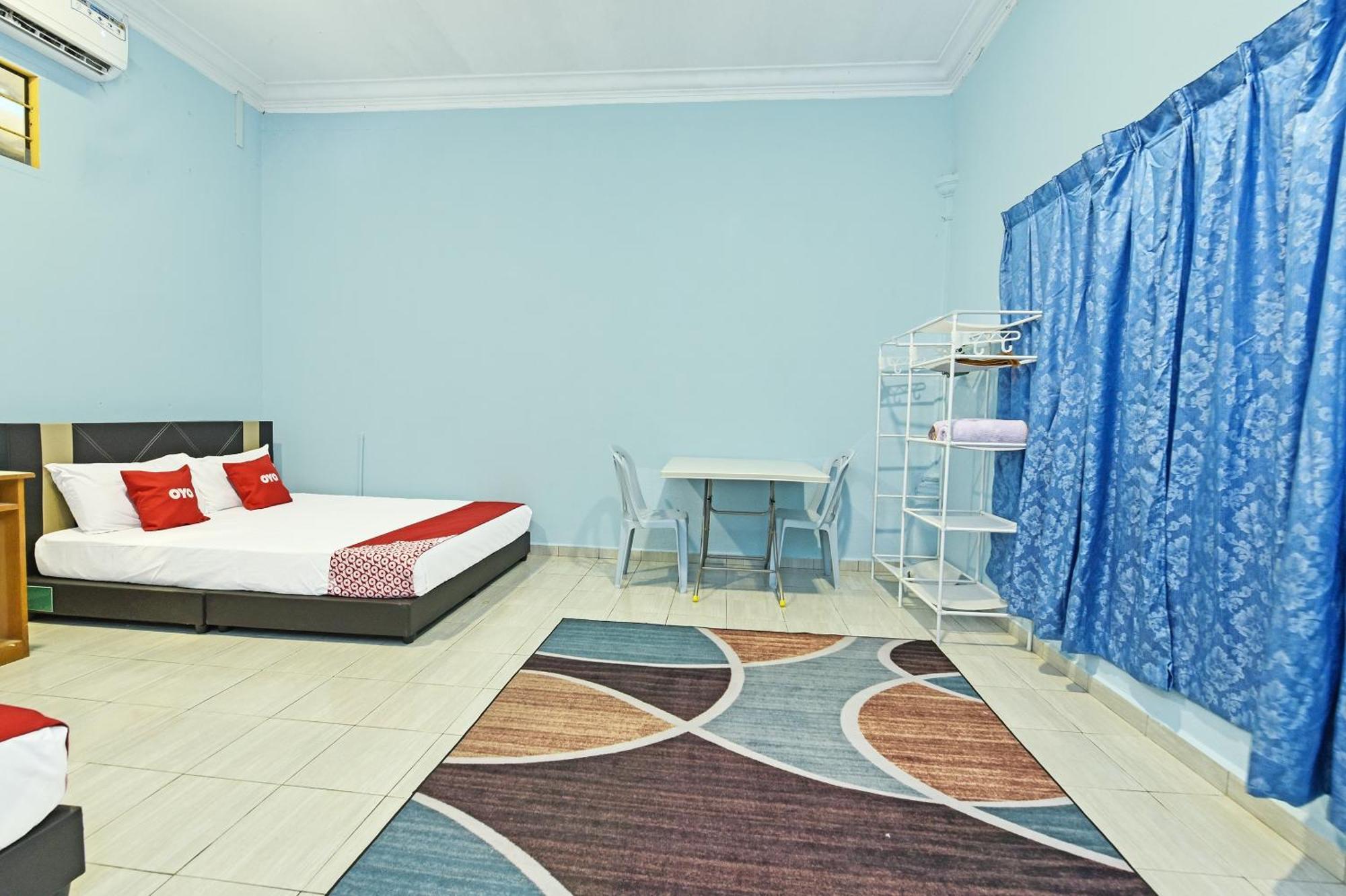 Oyo 90551 Zn Mix Homestay & Roomstay Kampung Raja Экстерьер фото