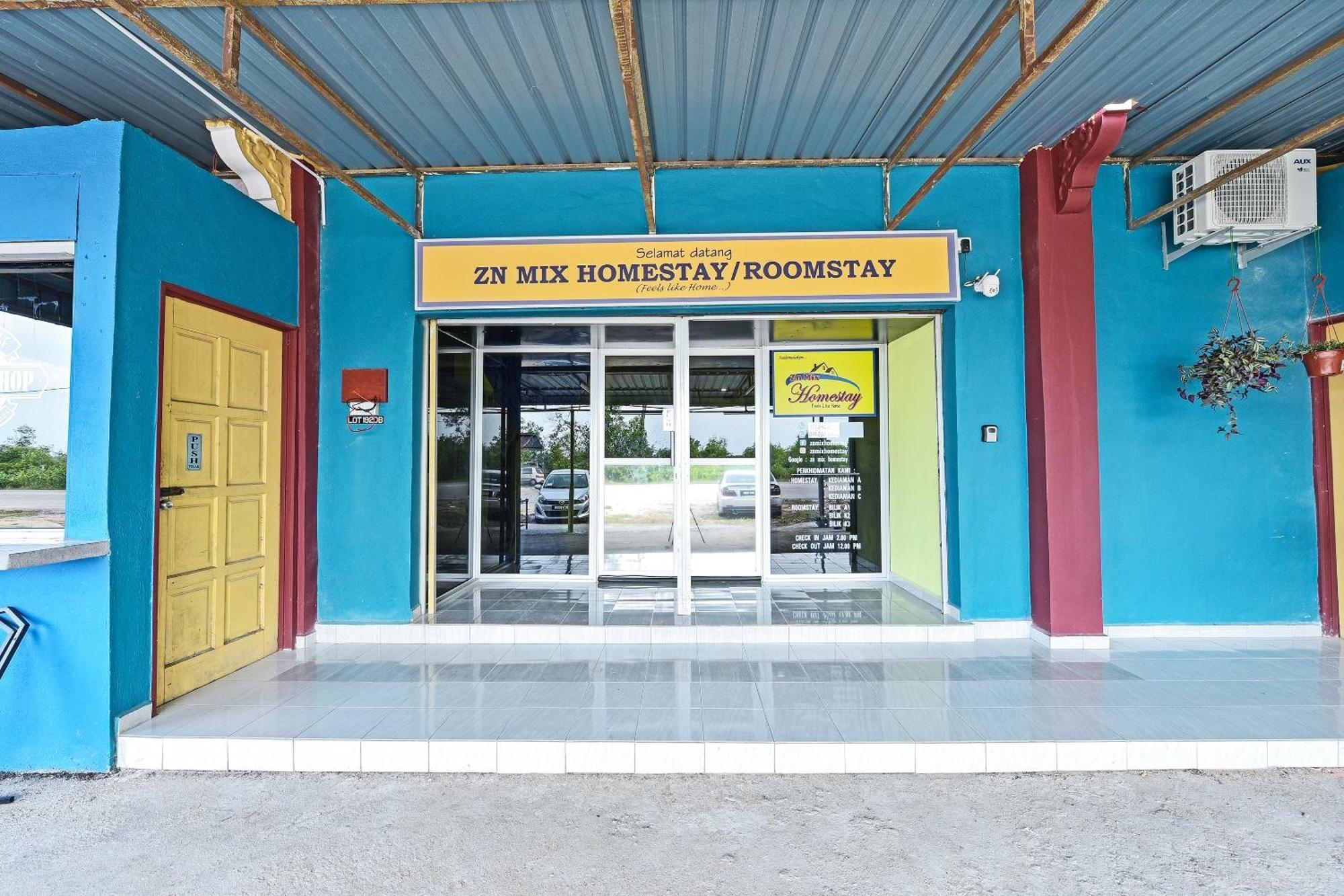 Oyo 90551 Zn Mix Homestay & Roomstay Kampung Raja Экстерьер фото