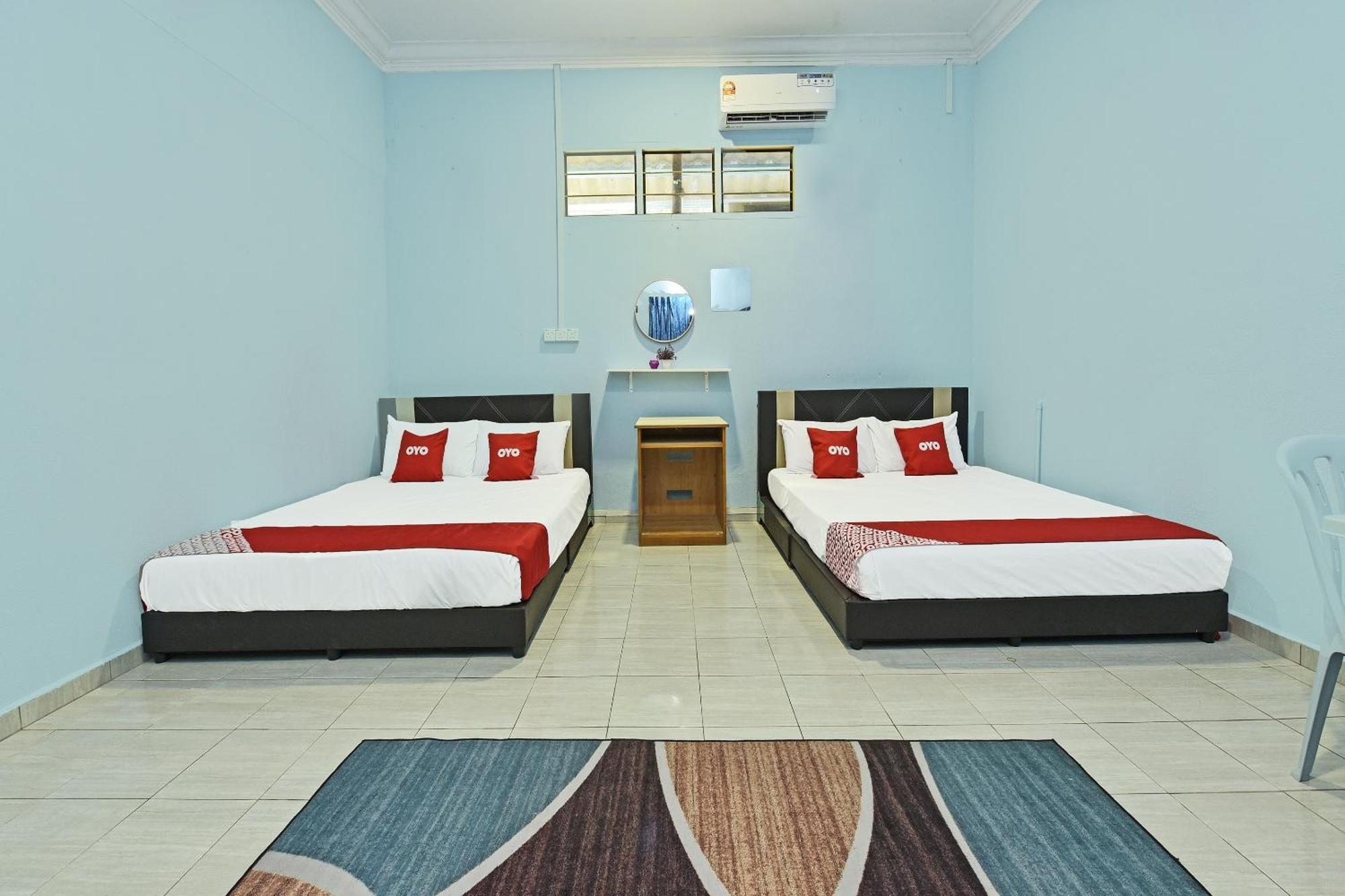 Oyo 90551 Zn Mix Homestay & Roomstay Kampung Raja Экстерьер фото